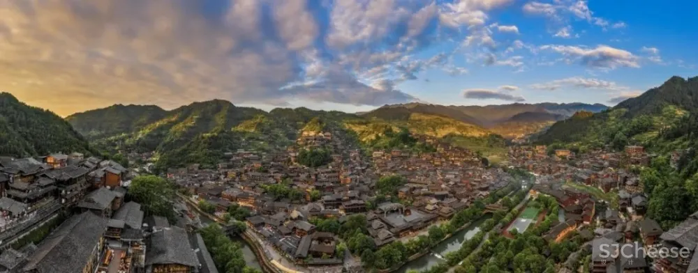 苗寨酒馆“浪酒闲茶”西江店 金戈设计