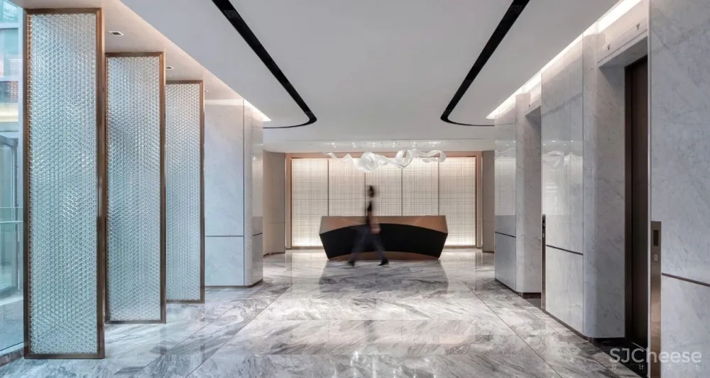 移步梦蓝美景,探寻安然意境 刘姮