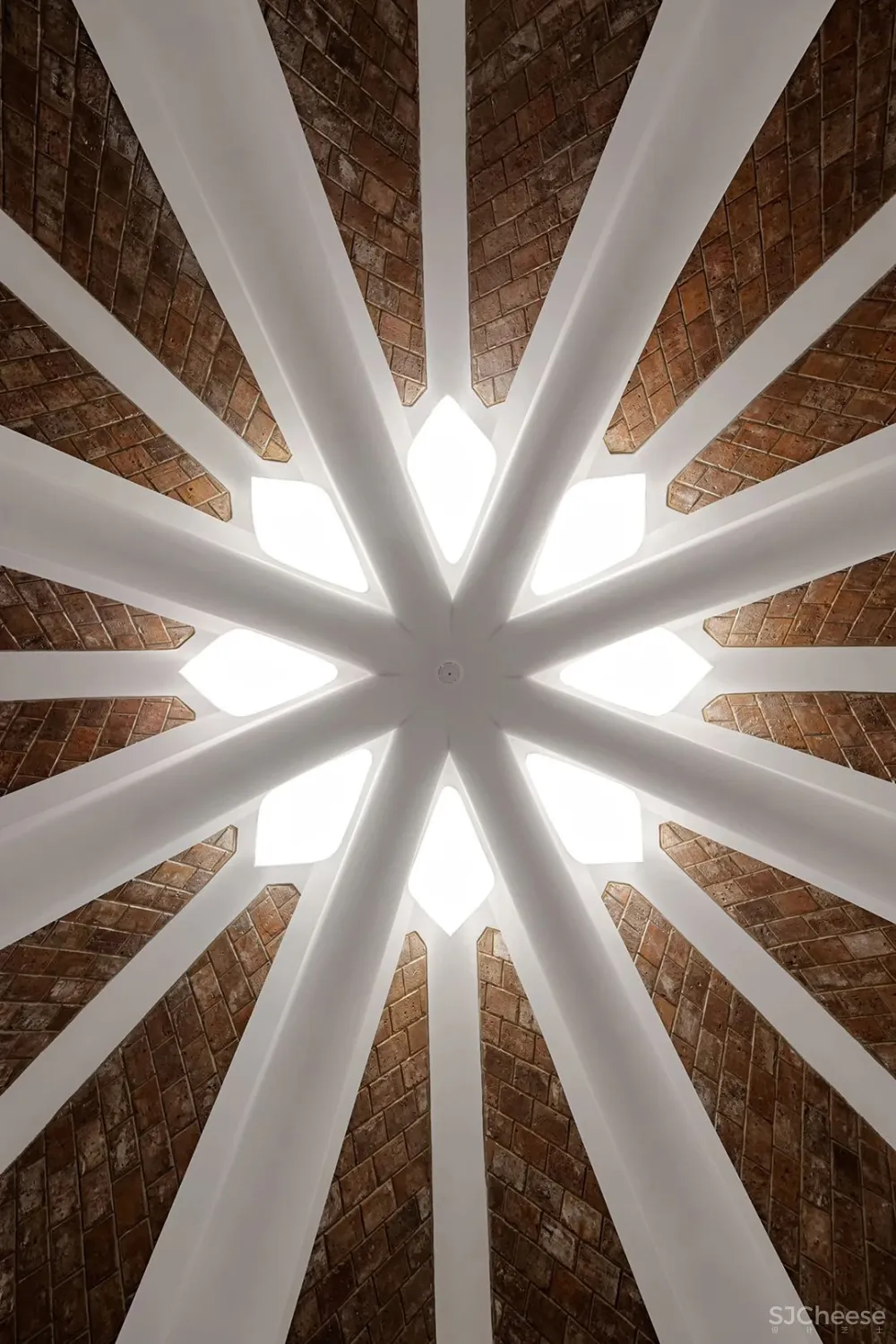 Marisfrolg 总部,时尚与艺术的完美融合,惊艳深圳