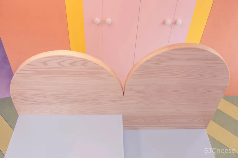 霓虹国的霓虹屋,怪异美学设计让我的眼睛直想哭!