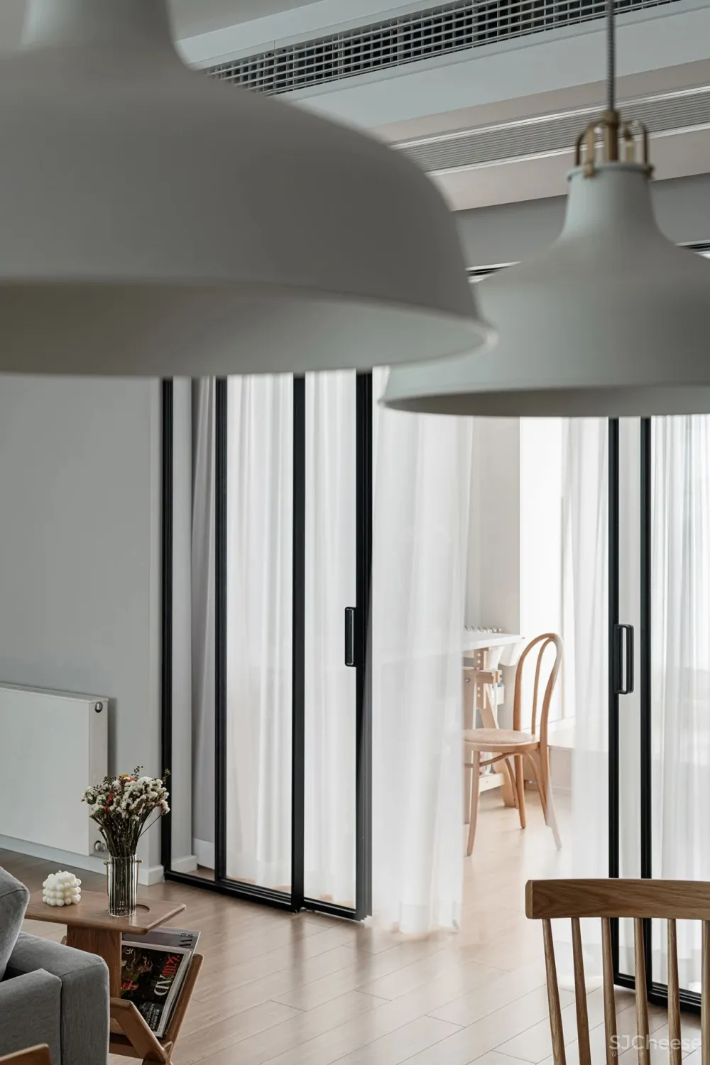 木、白、灰，素雅宁静的慢生活家居 予以设计