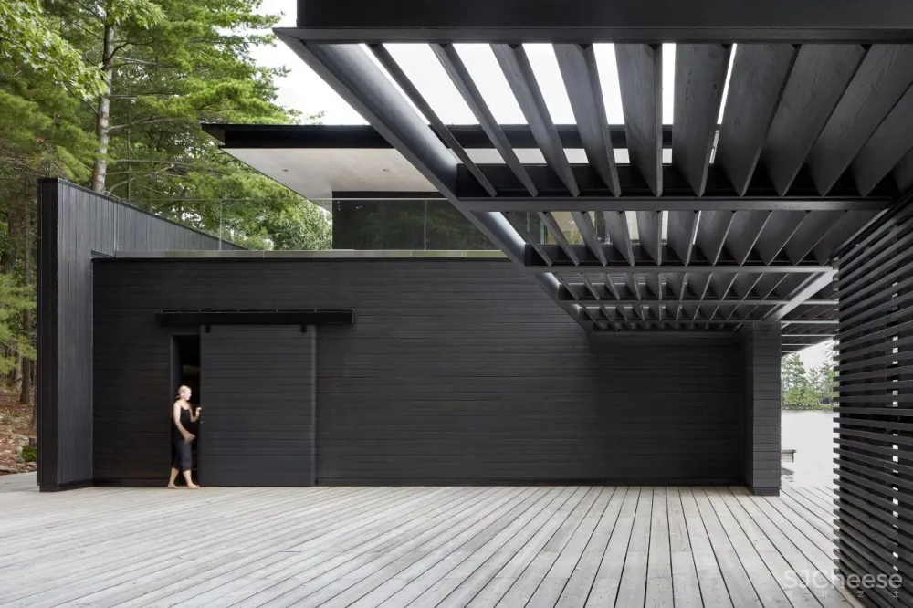 诗意空间的消解与重铸丨Akb Architects