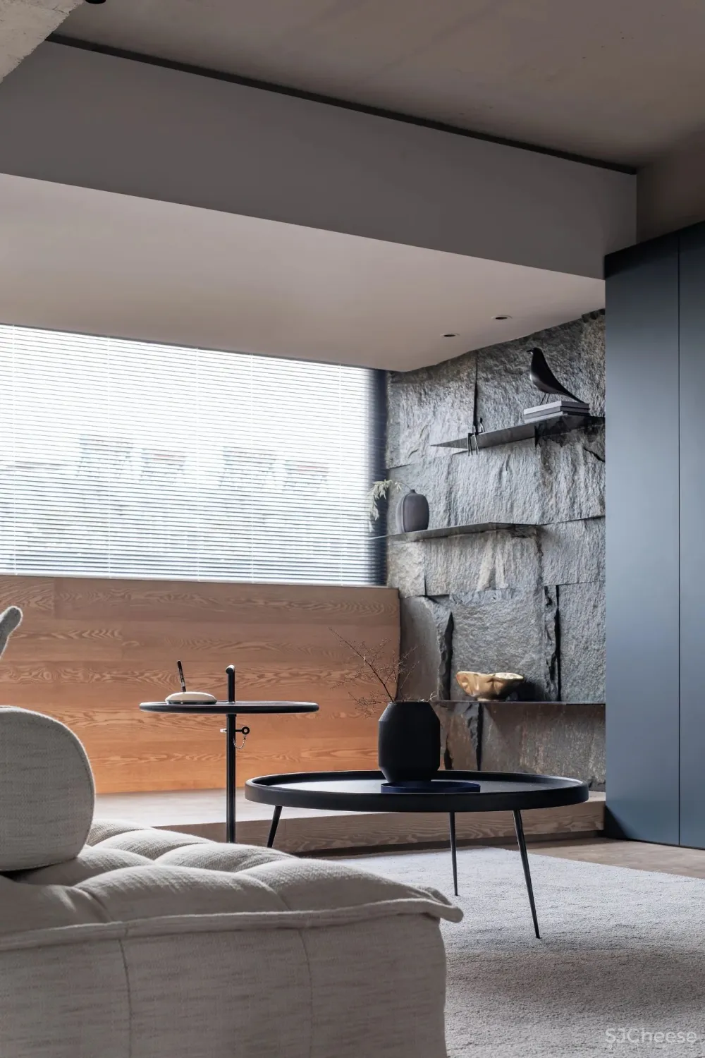 裸墙搭配天然石皮,打造绝美复式空间 云行设计