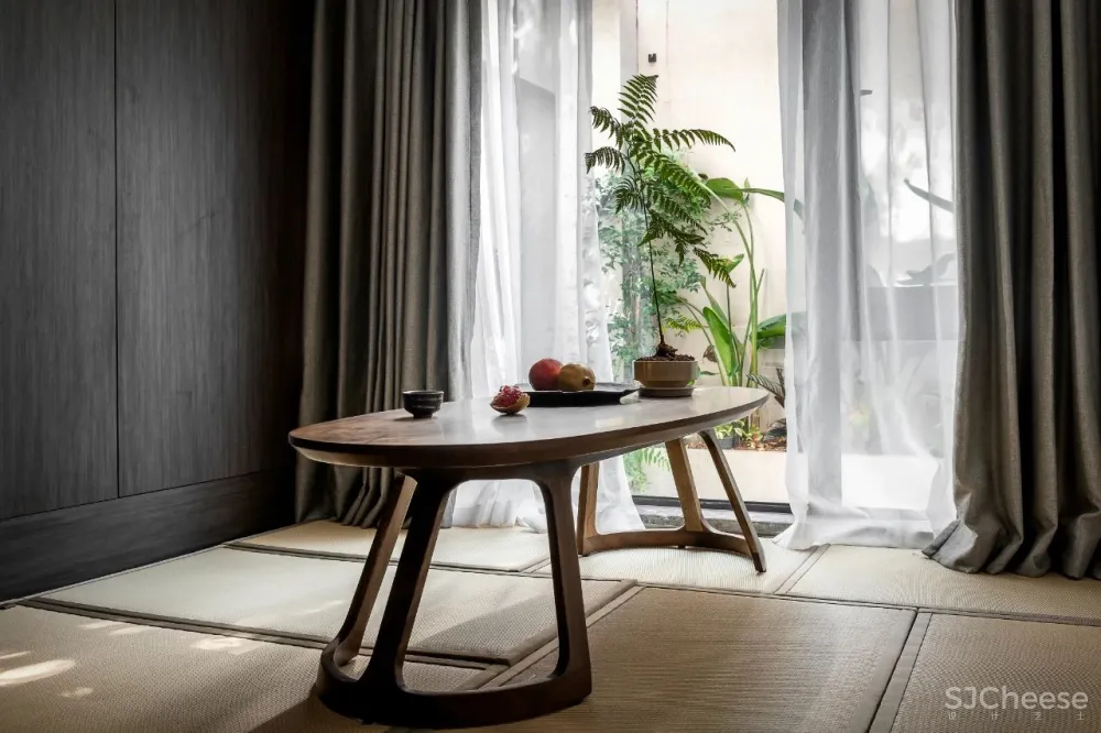 300㎡现代风大宅,下沉式庭院太棒了!