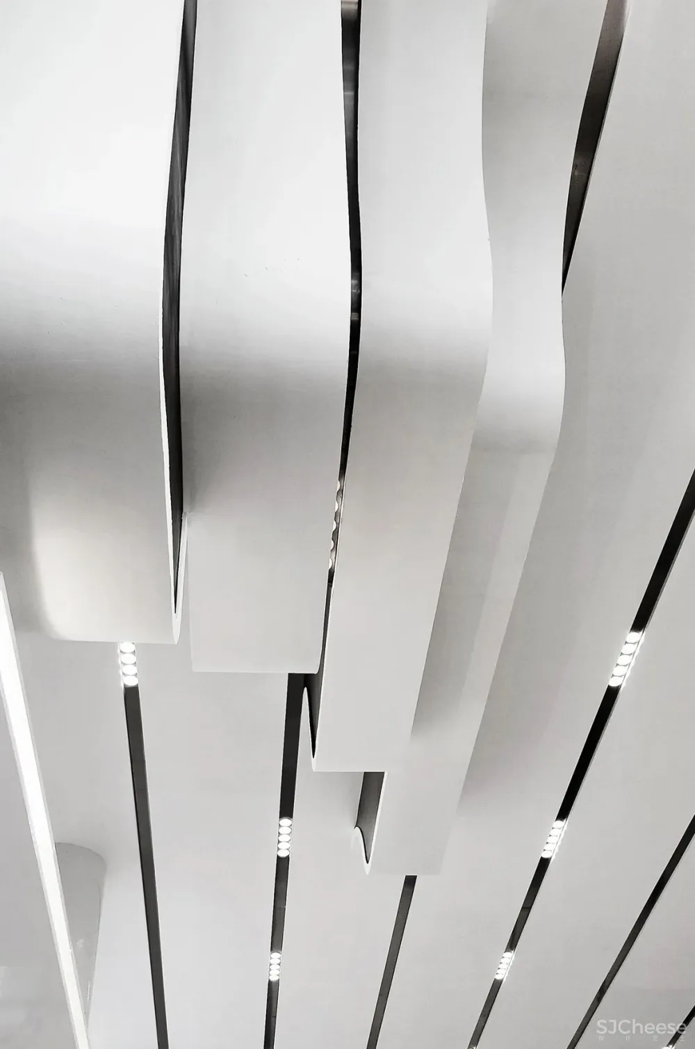 天鼓设计:线条的韵律,极简空间的秩序美学