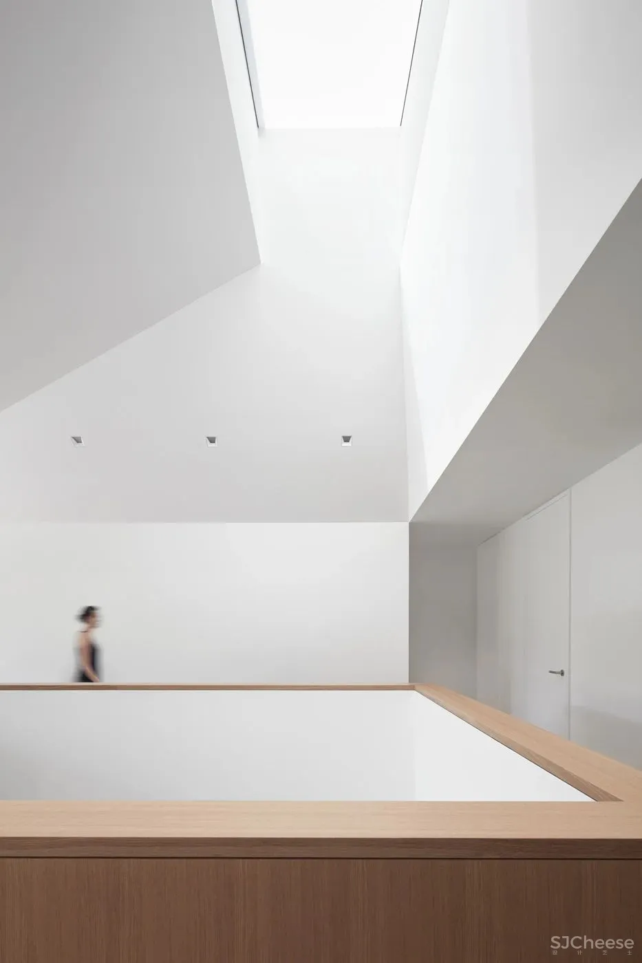 诗意空间的消解与重铸丨Akb Architects