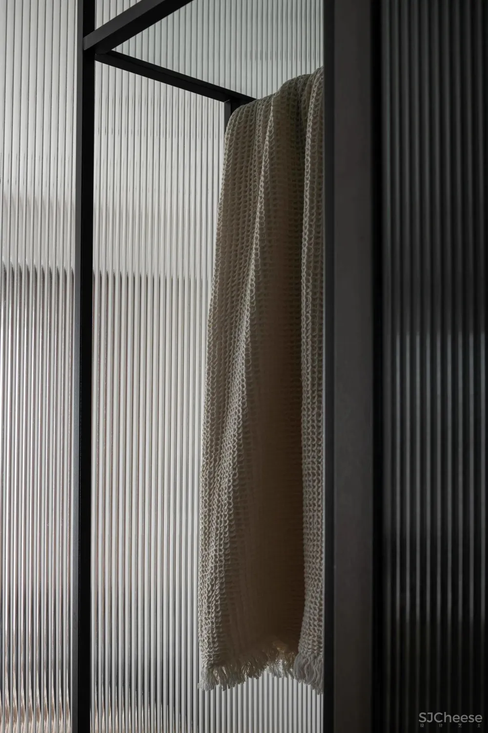 TLID桐里 × 私宅:生活的一面映照