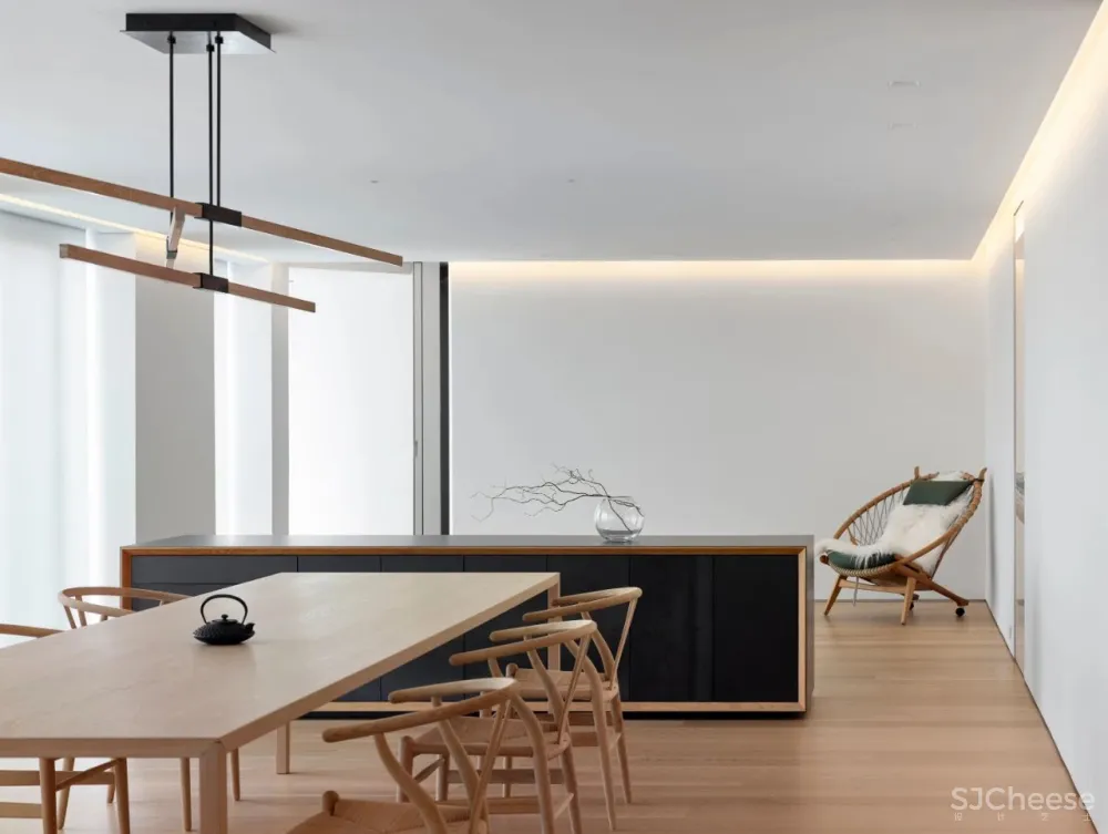 诗意空间的消解与重铸丨Akb Architects