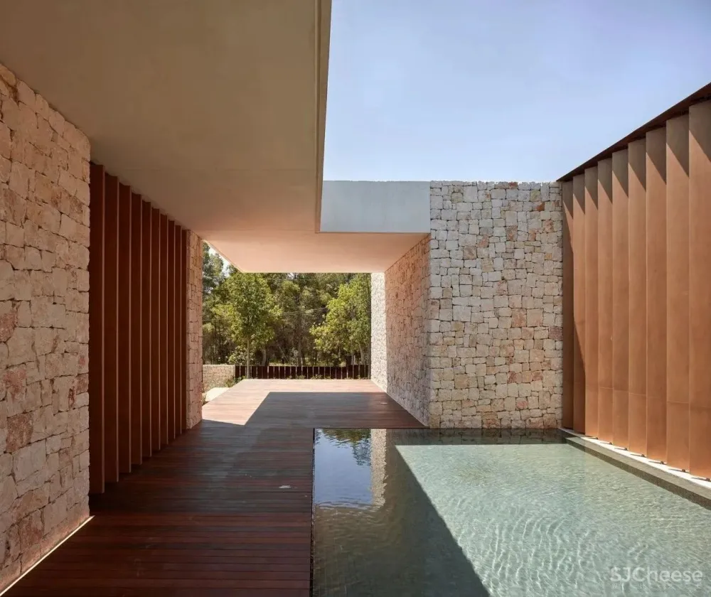 买不起别墅,就买一楼带下沉式庭院的户型!