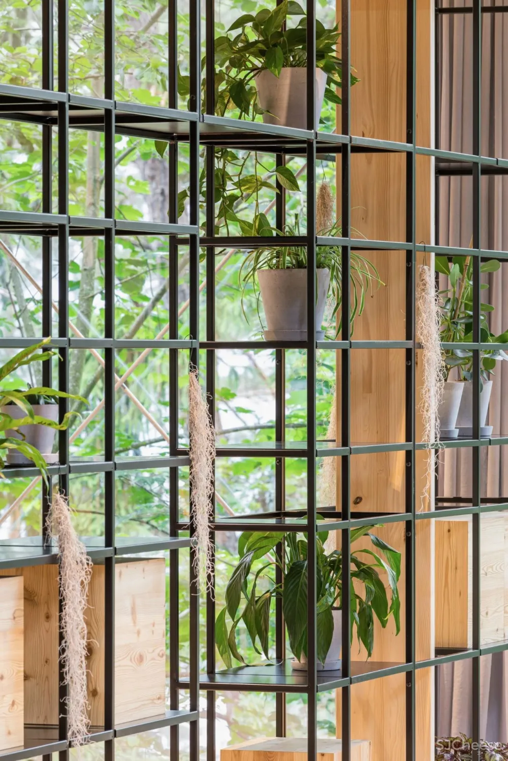 斯诺赫塔设计的木结构办公楼,用景观包裹外墙,环保的材料都是可回收的