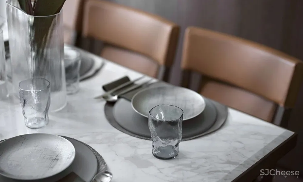 121㎡与97㎡低奢风样板间，摩登大方又不失浪漫！