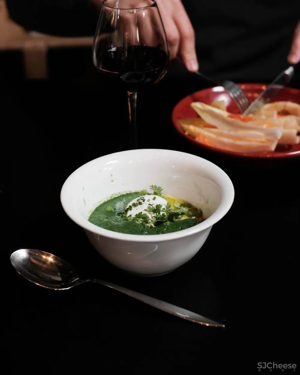 米其林大厨将餐厅开在莫奈画中静美的乡村,美食也是一种超级治愈!