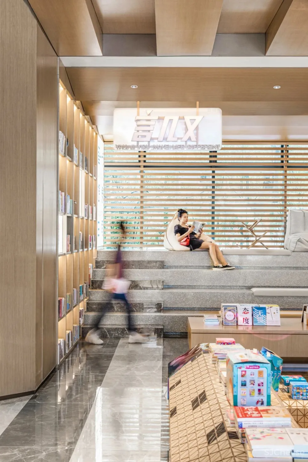 CLV赛拉维X万科:幻妙光境