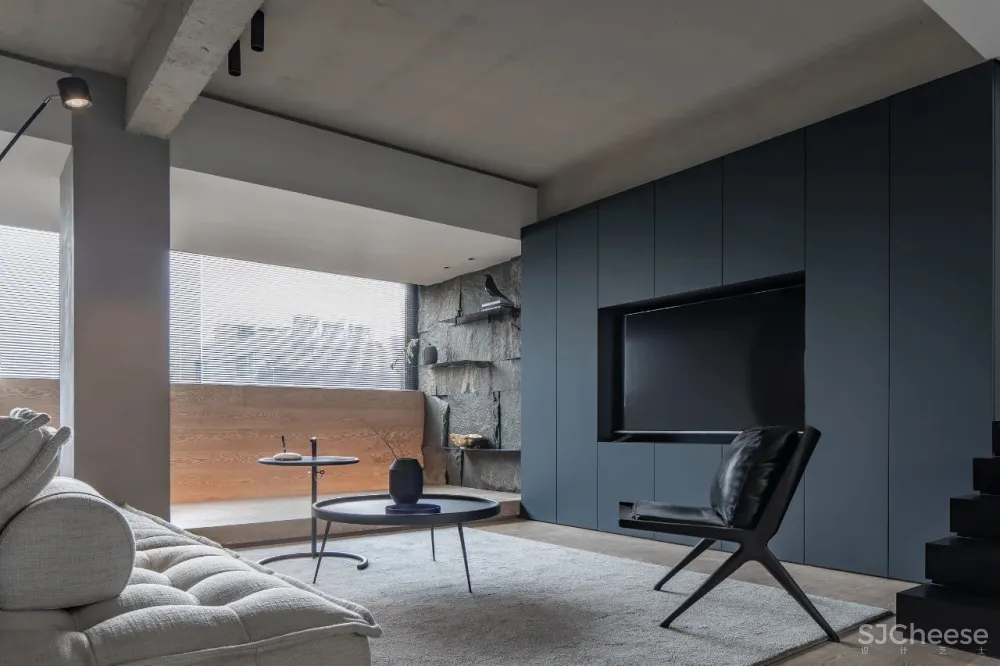 裸墙搭配天然石皮,打造绝美复式空间 云行设计