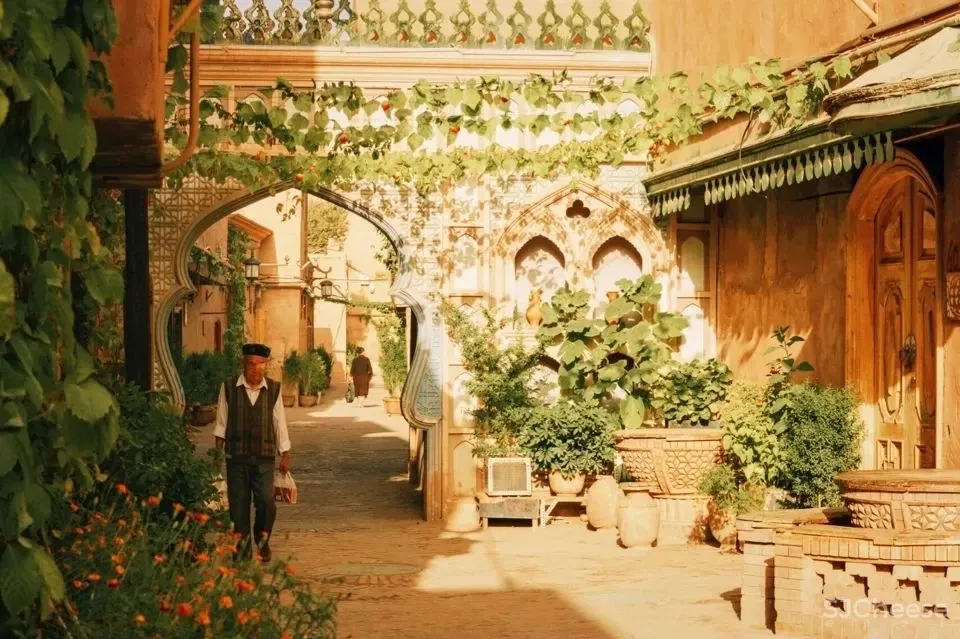 这个东方小瑞士终于官宣开放！9月迎来了颜值巅峰，带着惊艳全世界的最美秋景回归！