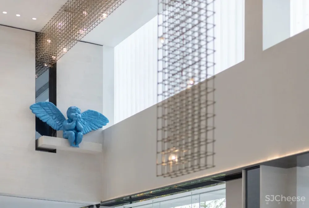 JLa设计 × 保利云上销售中心:倒转一座城,悬挂云端