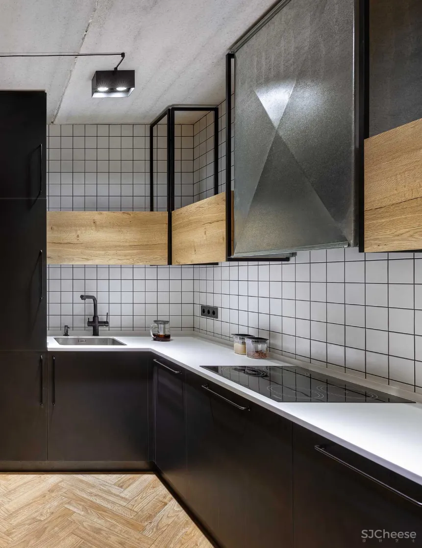 工业风两居室,层高不够,天花就这样装