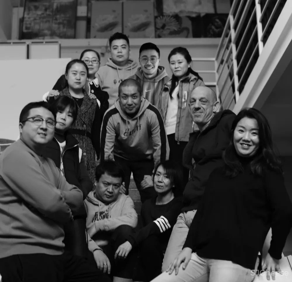 现代艺术与自然碰撞,邂逅精致浪漫新生活!