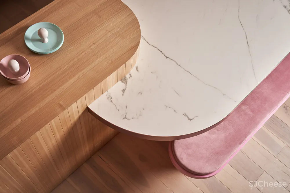 144㎡粉色小别墅,一人三猫的浪漫满屋 KC design