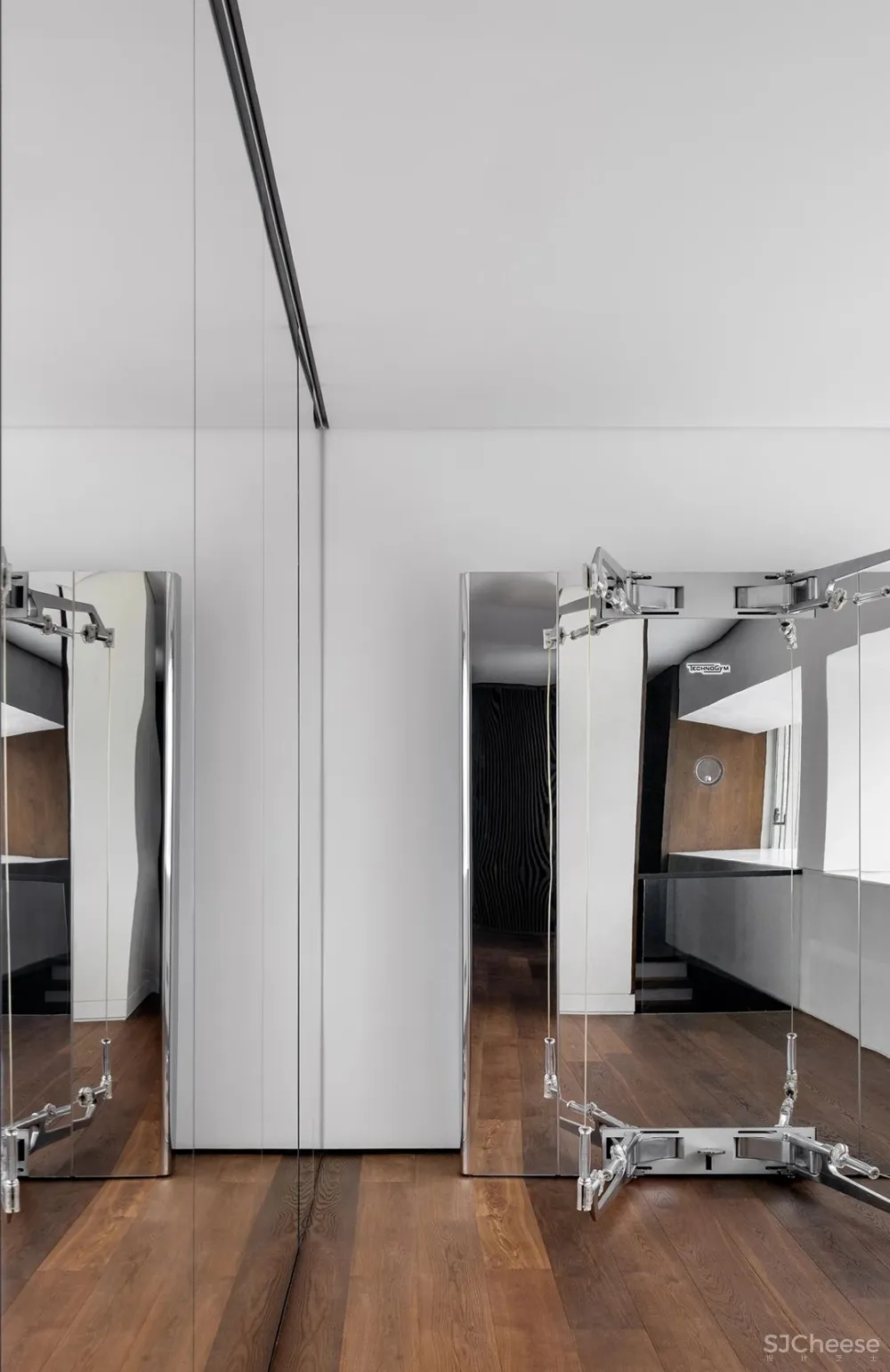 方磊 上海 555 m² 黄浦江畔顶层复式,大道至简,安静优雅!