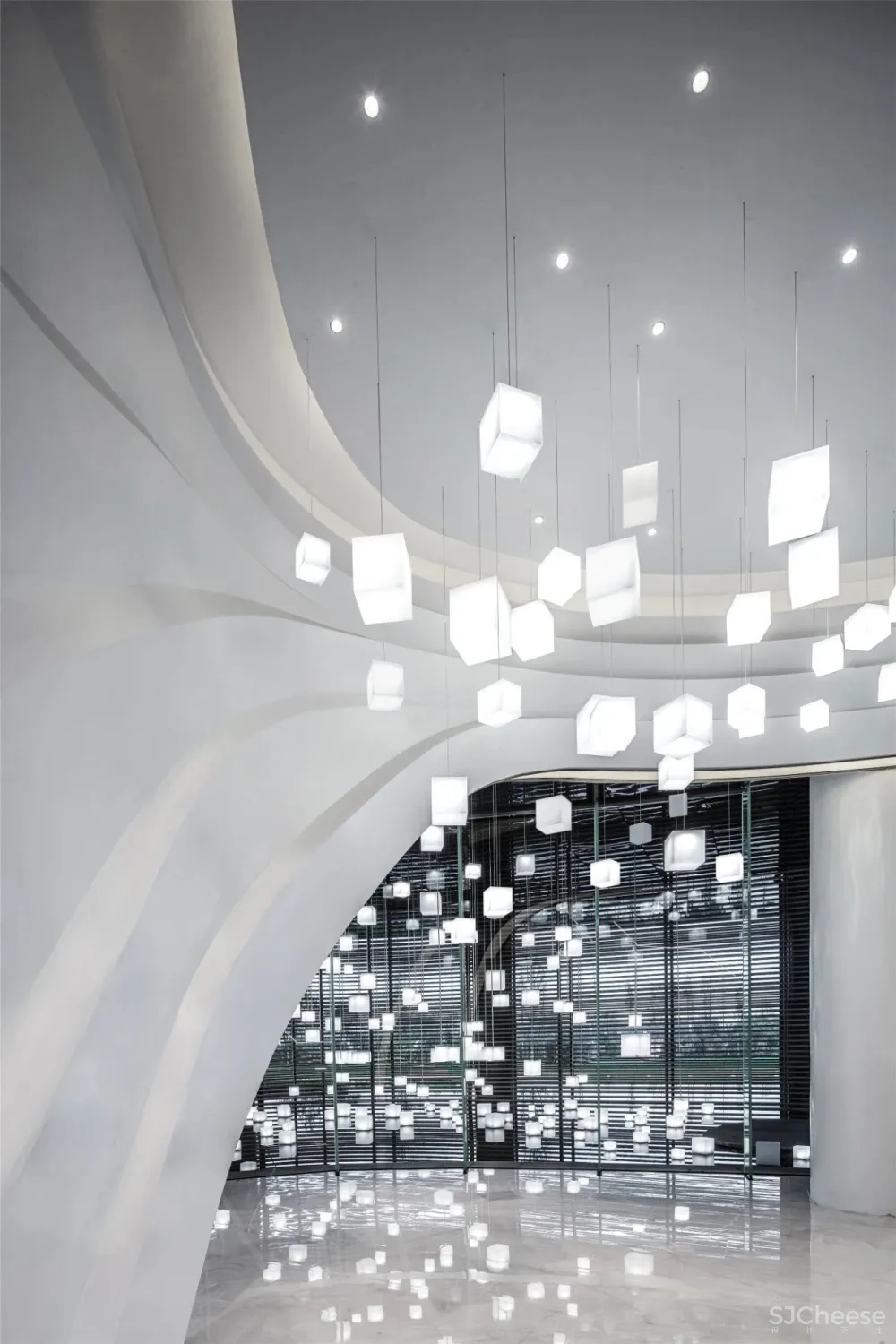 达观设计：纯净极简，行云流水间勾勒空间大美！