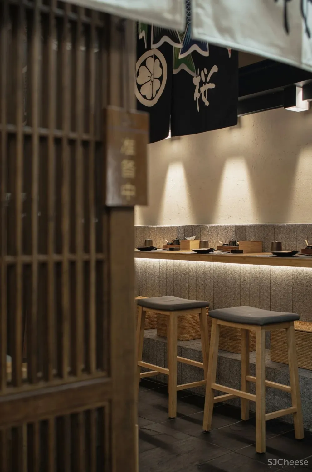 HOPE 三亚奈桜日料店,70㎡小店的不甘现状