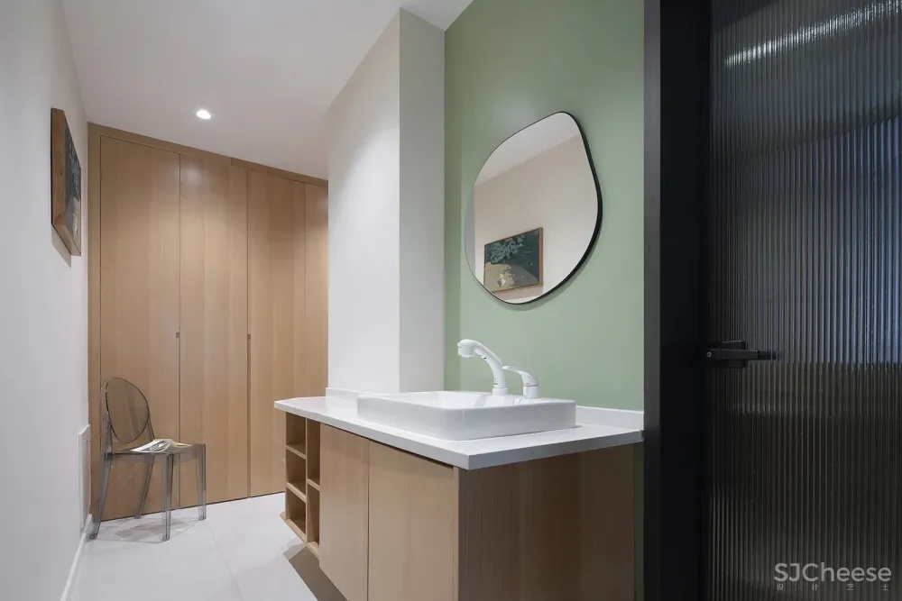 140㎡全透明的家,网红玻璃栈道 滑滑梯爽翻了!