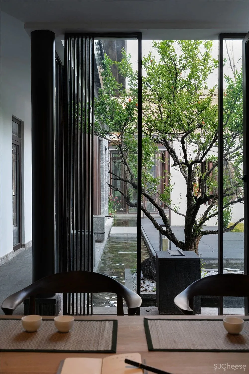 400㎡中西合璧带院子的美宅,养老度假两相宜,太羡慕了!