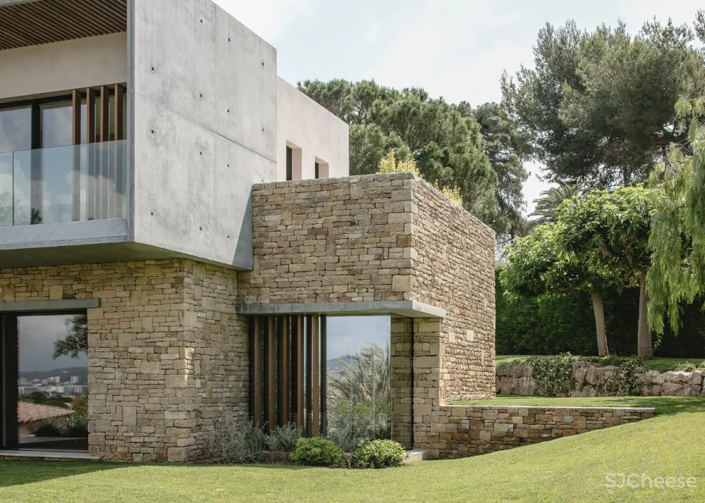 Caprini&Pellerin 传统与现代的演绎