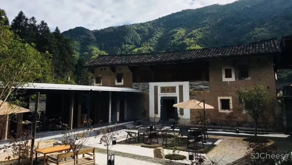 《花木兰》中国取景地藏着一间文艺酒店，改造百年土楼，仅26间房
