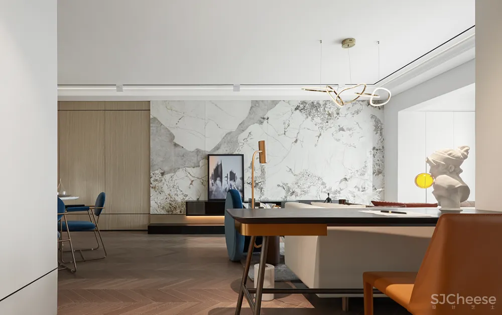 岳蒙：艺术灵性，驾驭自由生活！