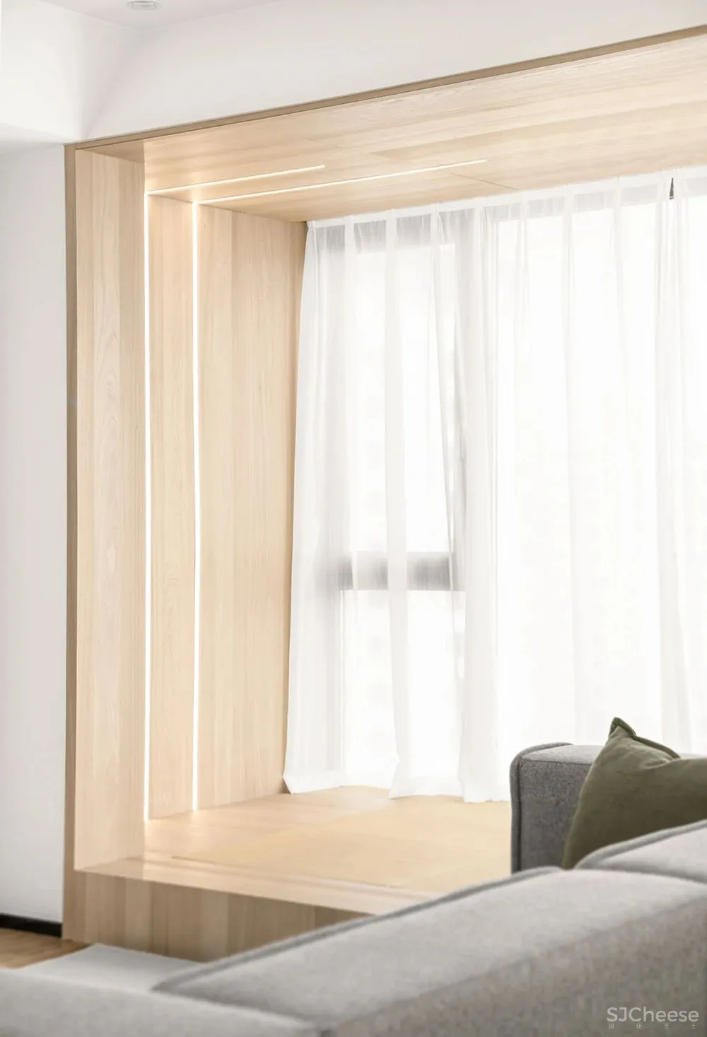 现代金属质感,营造自然人居美学 鸿鹄设计