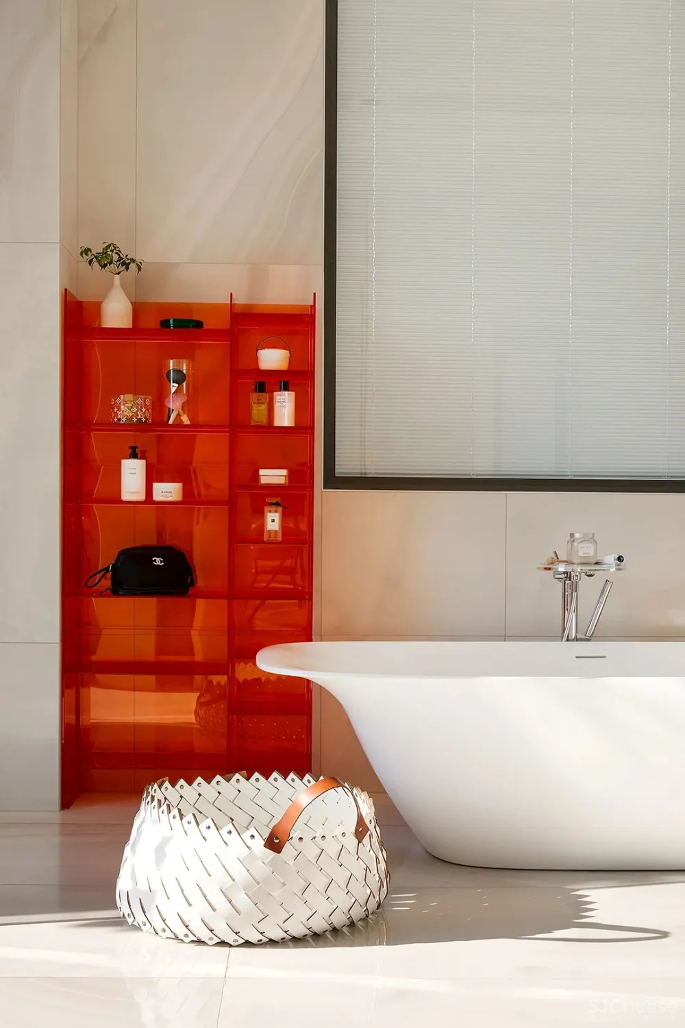 1800 m² 超级别墅，自带室内泳池、SPA等，宁静与奢华的都市桃源