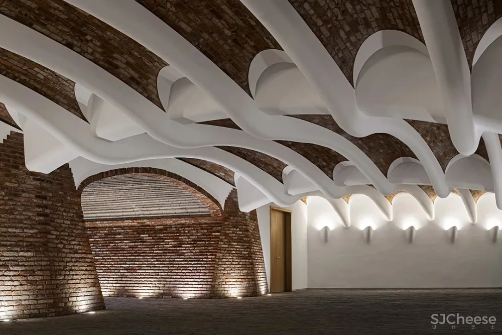 Marisfrolg 总部,时尚与艺术的完美融合,惊艳深圳