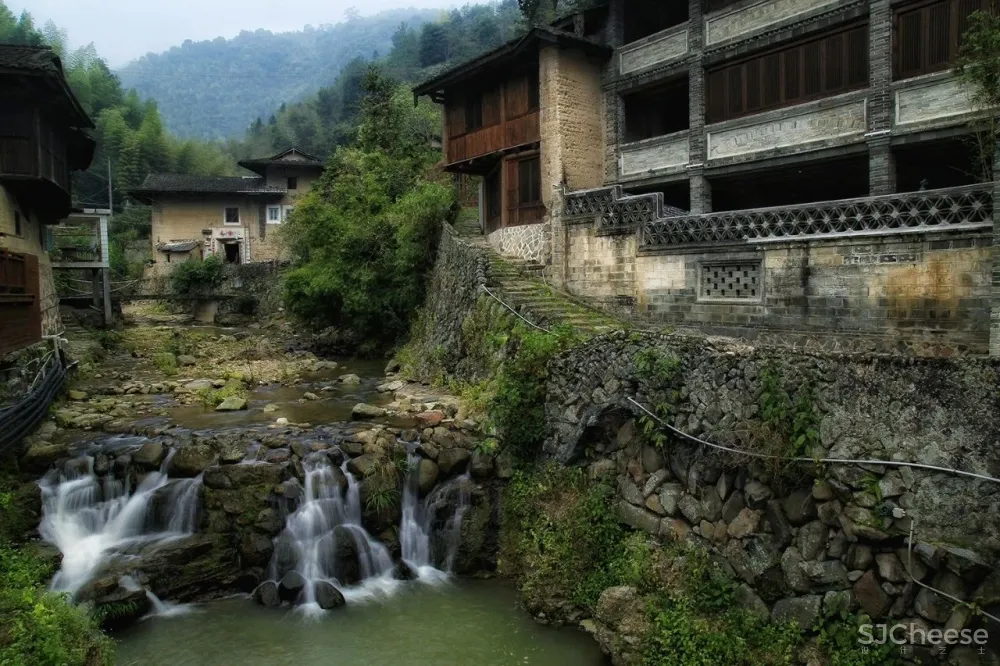 《花木兰》中国取景地藏着一间文艺酒店，改造百年土楼，仅26间房