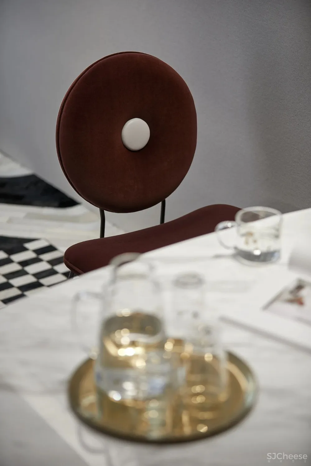 色彩与材质的艺术,现代摩登气息的一方天地 忱意设计