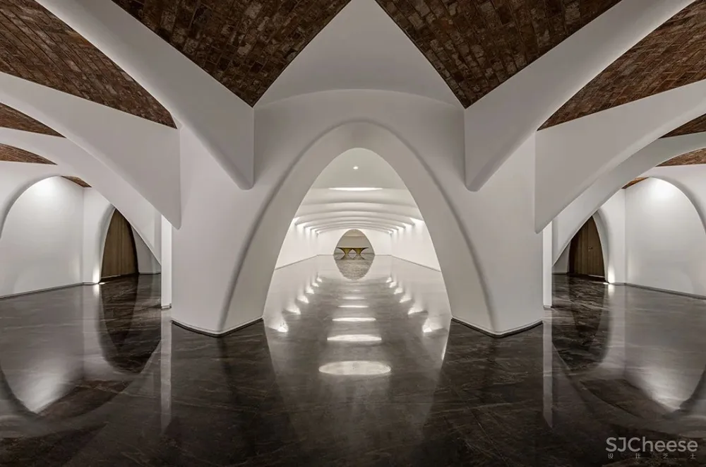 Marisfrolg 总部,时尚与艺术的完美融合,惊艳深圳