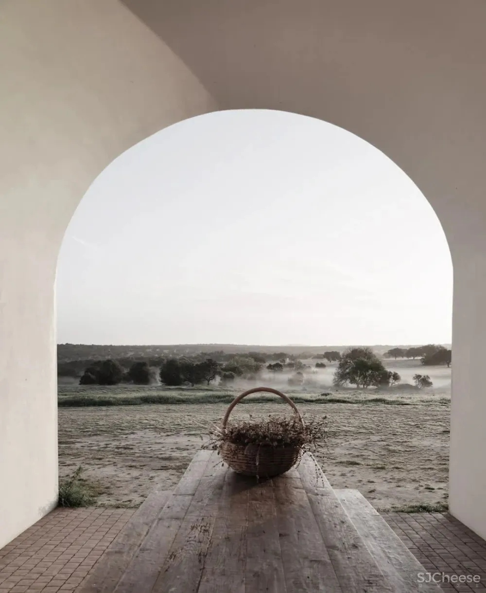 一座孤独的乡村民宿，400公顷田园丛林，这里的心灵治愈很高级！