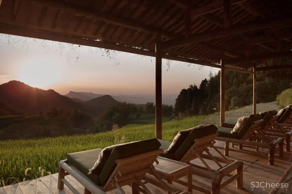 西坡又一新作,稻田躺吧、万亩梯田、四时瓜果……可以打卡了!