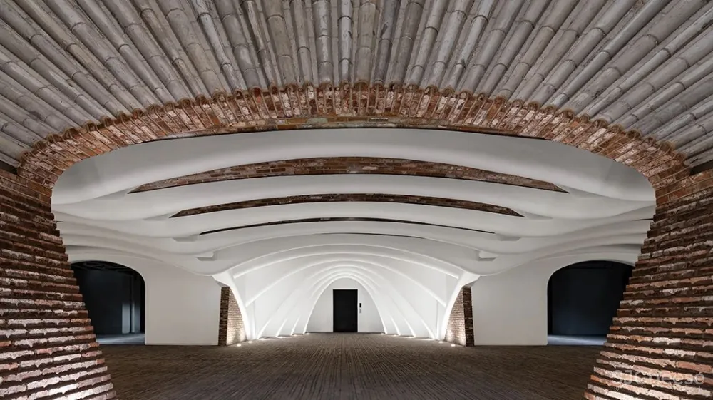 Marisfrolg 总部,时尚与艺术的完美融合,惊艳深圳