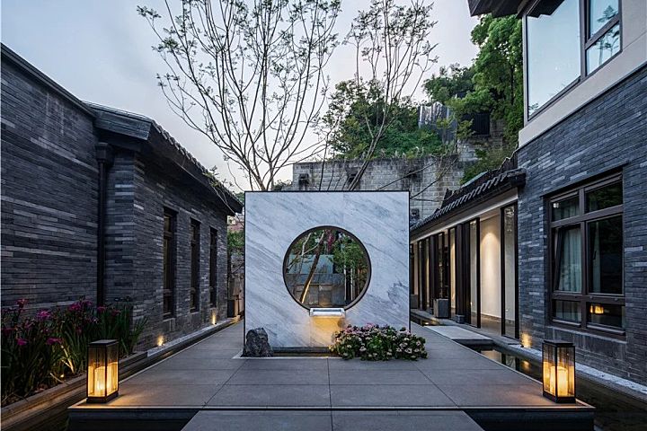 400㎡中西合璧带院子的美宅,养老度假两相宜,太羡慕了!