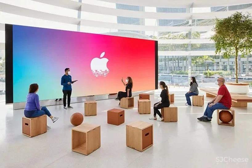 福斯特新设计：apple新店铺—— 全玻璃穹顶结构