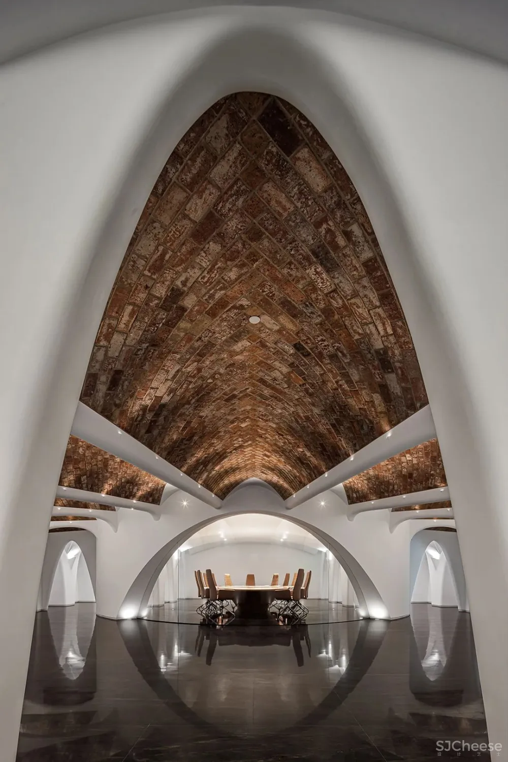 Marisfrolg 总部,时尚与艺术的完美融合,惊艳深圳