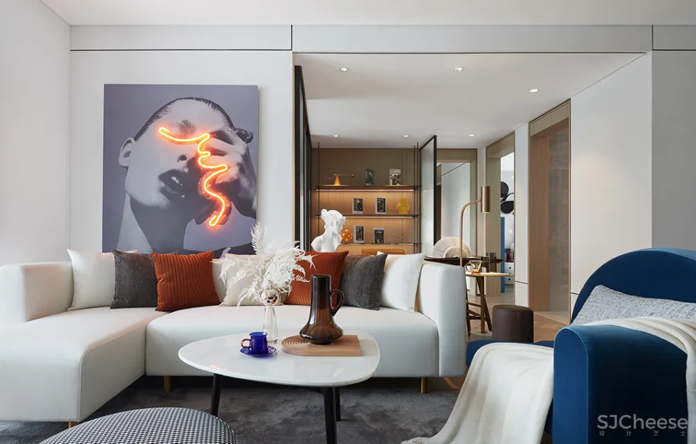 岳蒙：艺术灵性，驾驭自由生活！