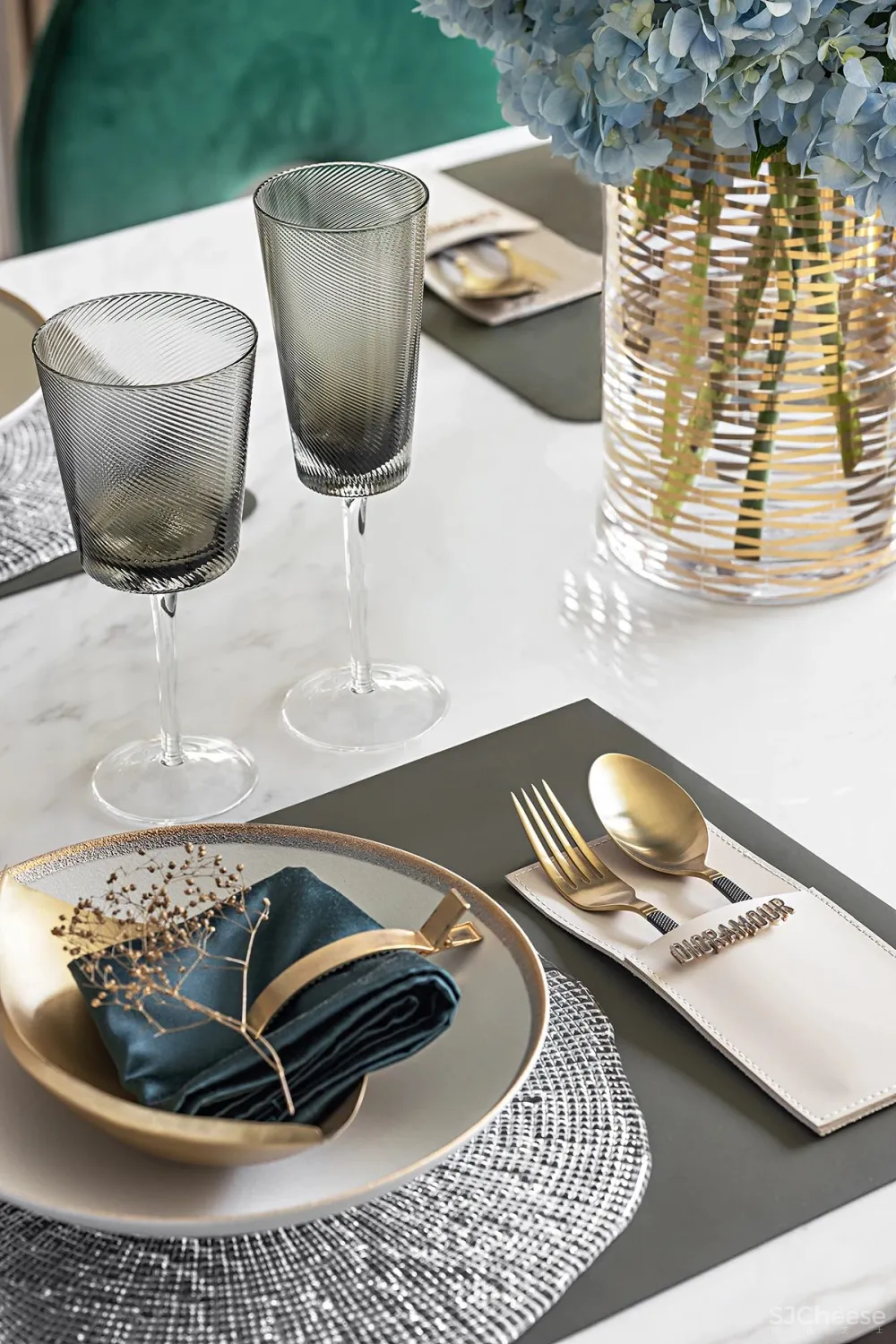 伶居设计:396㎡温雅艺术大宅,舒意生活,比诗浪漫!