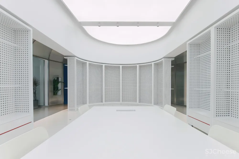 U形配饰展厅-序态设计研究室