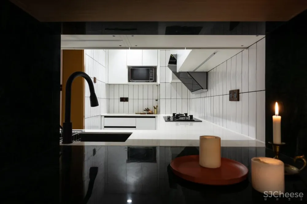 93m²二手房重塑！大胆挑战美妆界“脏橘色”！网友：真的美翻了！