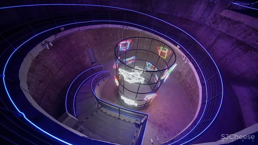 PRADA 在东京开了新店,OMA 的设计居然用海绵做墙面!