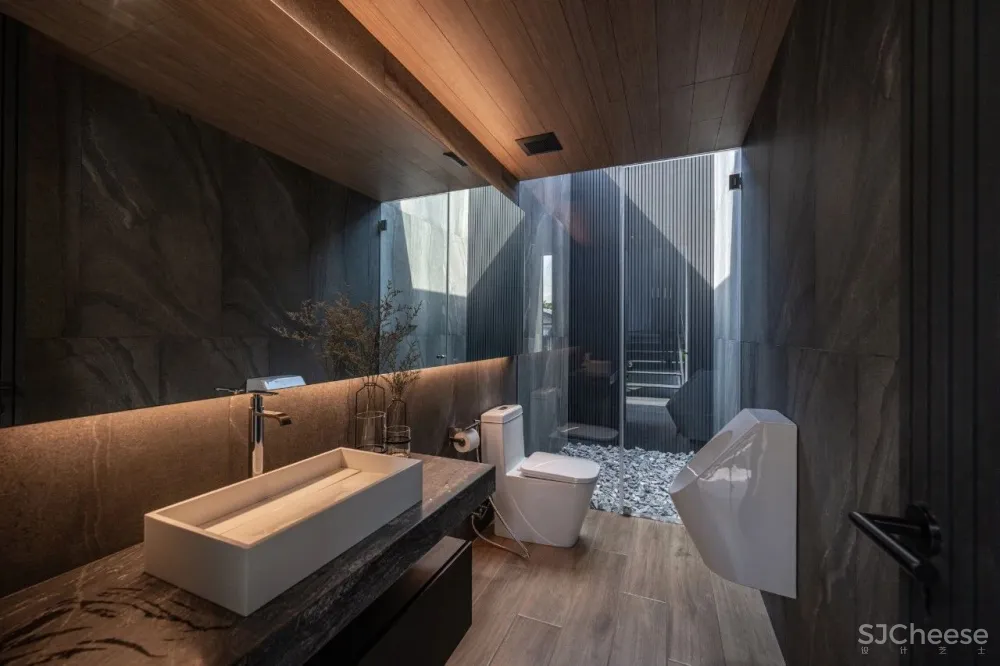 泰国机师450㎡的家,与阳光绿意一起呼吸!