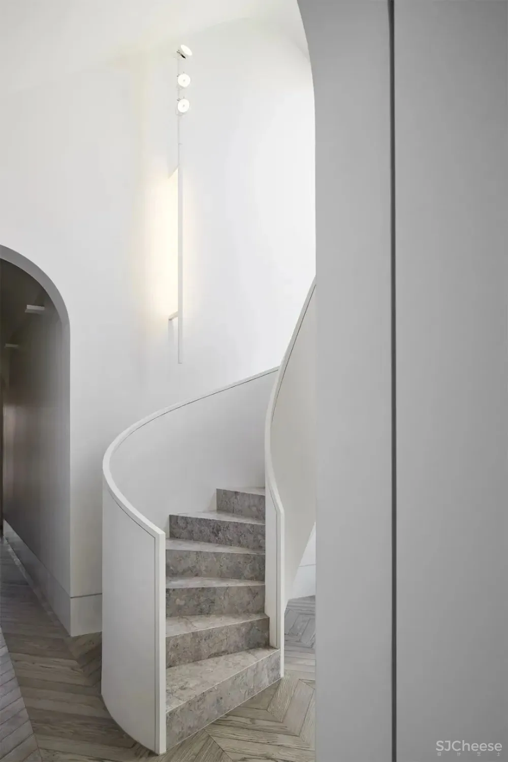 墨尔本克制平静的简约住宅 Conrad Architects